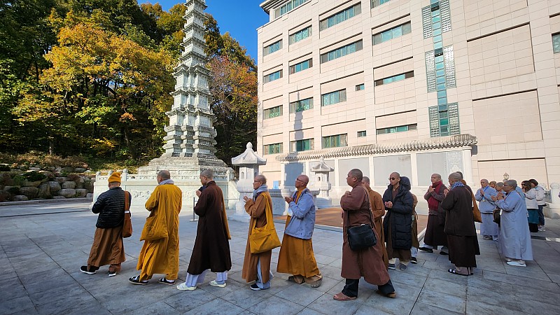 8ff967982cf108d7b97dad5c196ec305_1762403